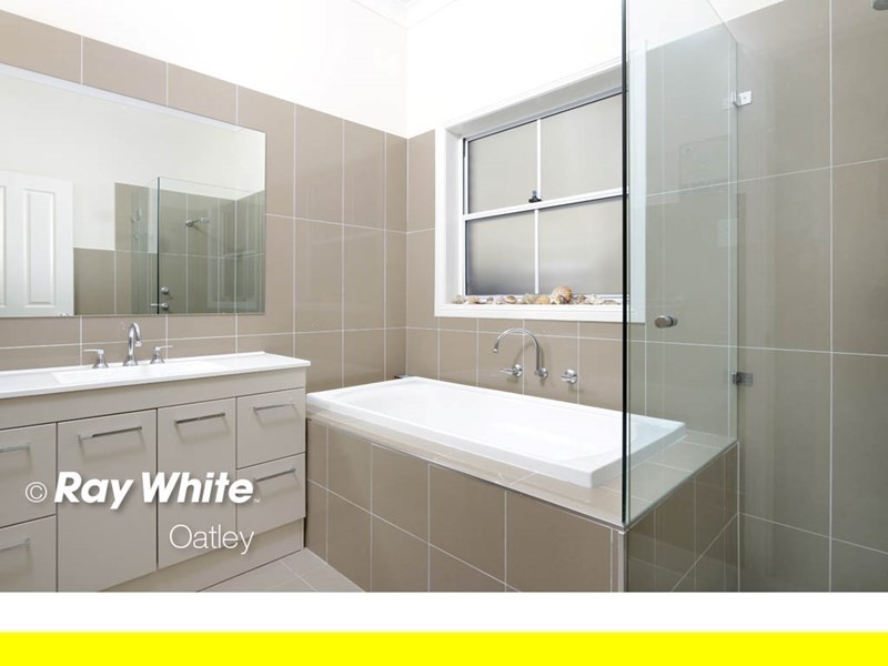 61 Glen Road, Oatley NSW 2223