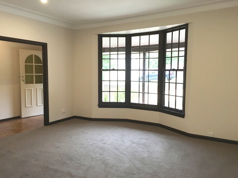 146 Kyle Parade, Kyle Bay NSW 2221