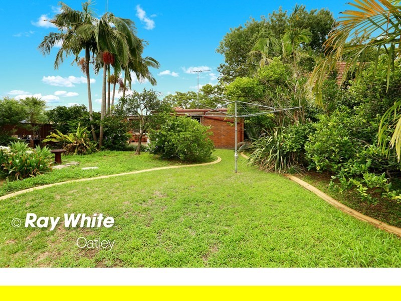 65 Lansdowne Crescent, Oatley NSW 2223
