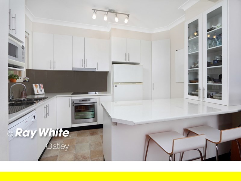 4/27 Wonoona Parade (East), Oatley NSW 2223