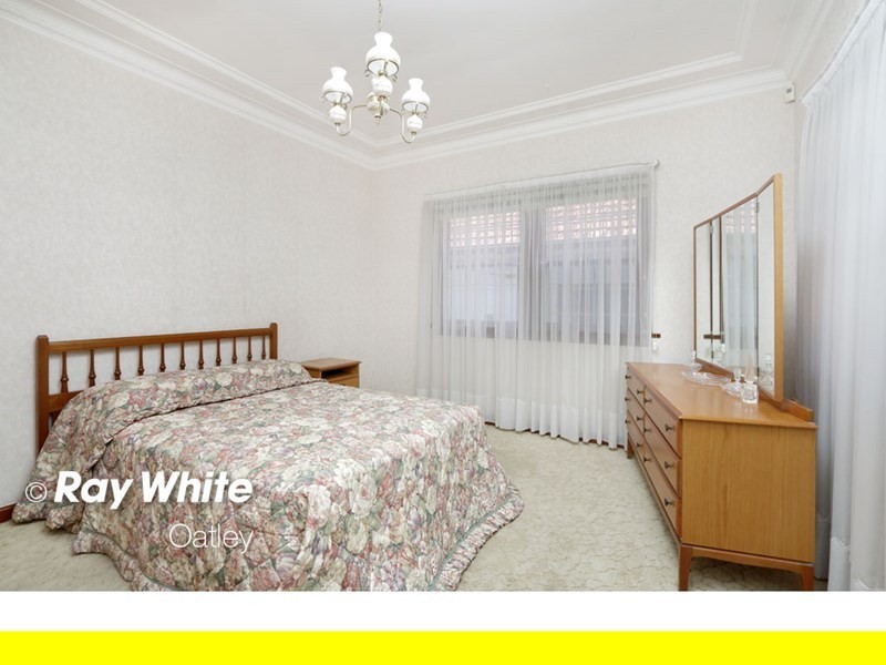 42 Coleborne Avenue, Mortdale NSW 2223