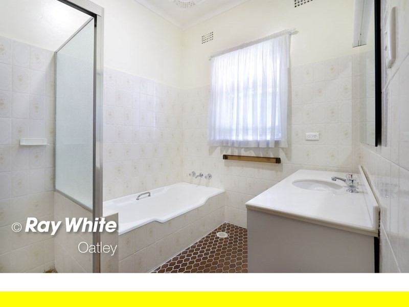 42 Coleborne Avenue, Mortdale NSW 2223