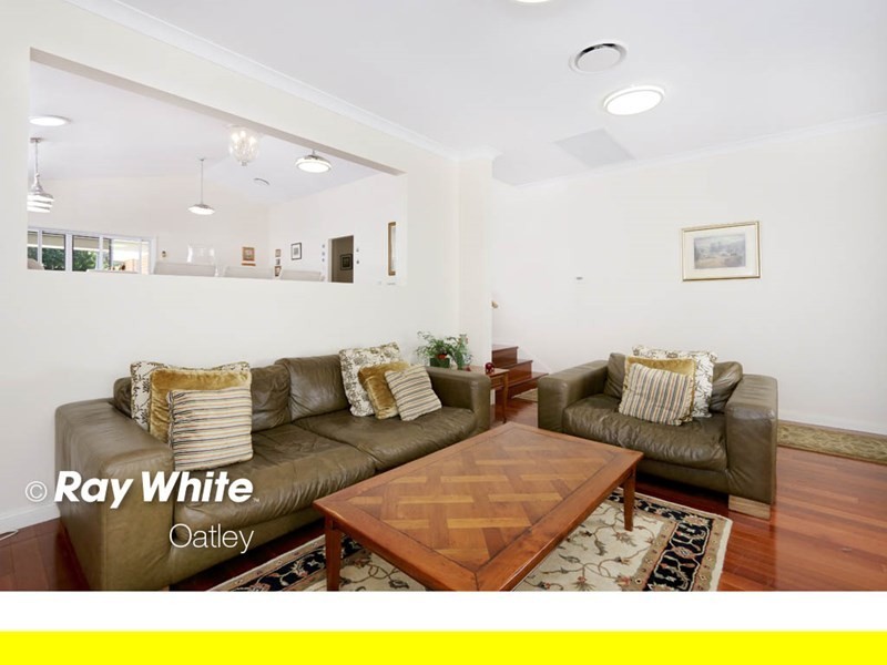 61 Glen Road, Oatley NSW 2223