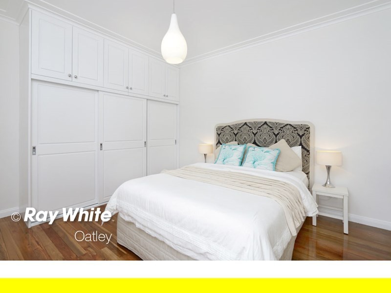12 Mountbatten Street, Oatley NSW 2223