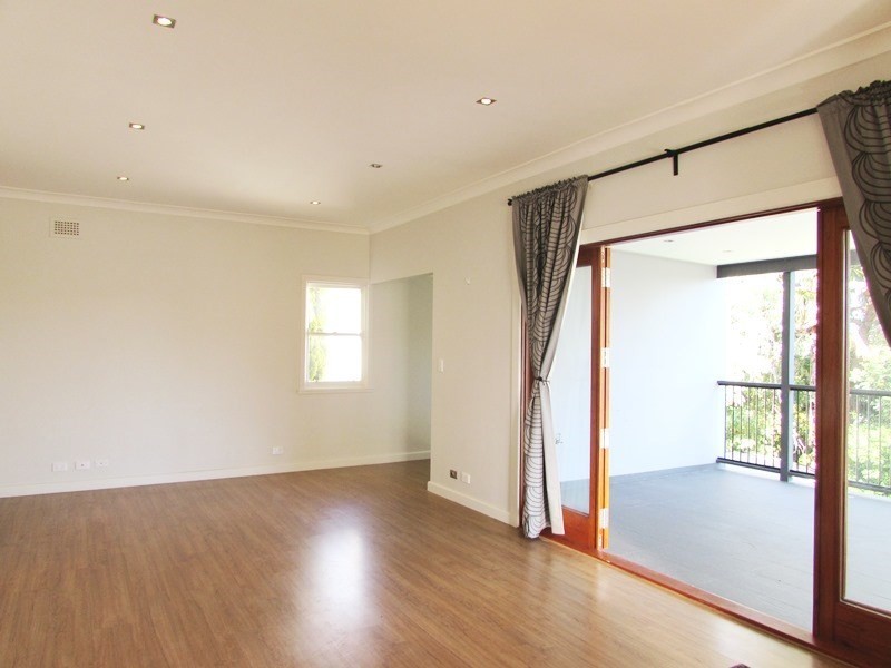 16 Old Forest Road, Lugarno NSW 2210