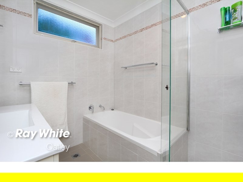 4/27 Wonoona Parade East, Oatley NSW 2223