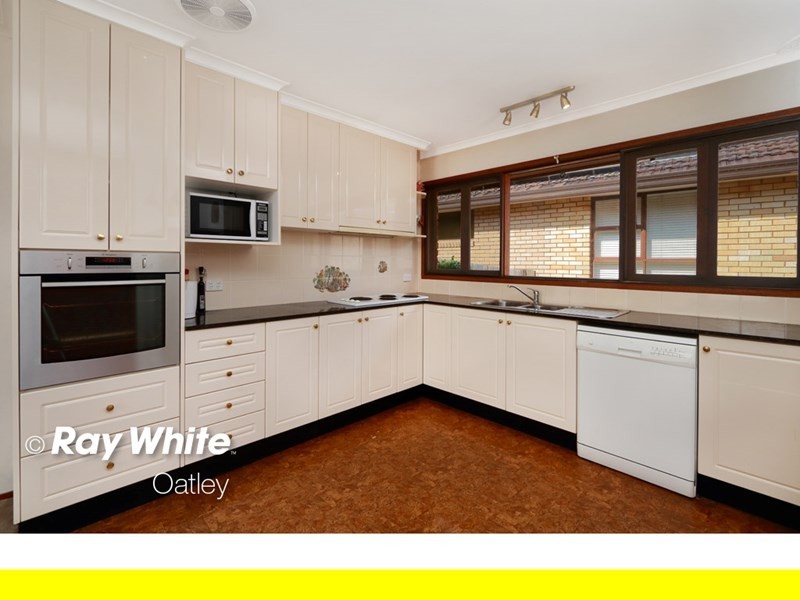 8 View Street, Peakhurst Heights NSW 2210