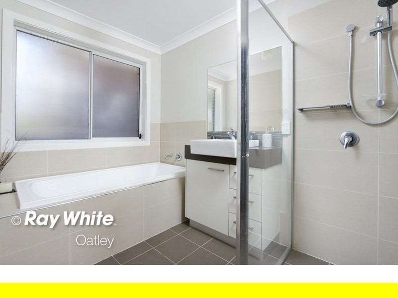 15 Bay Road, Oatley NSW 2223