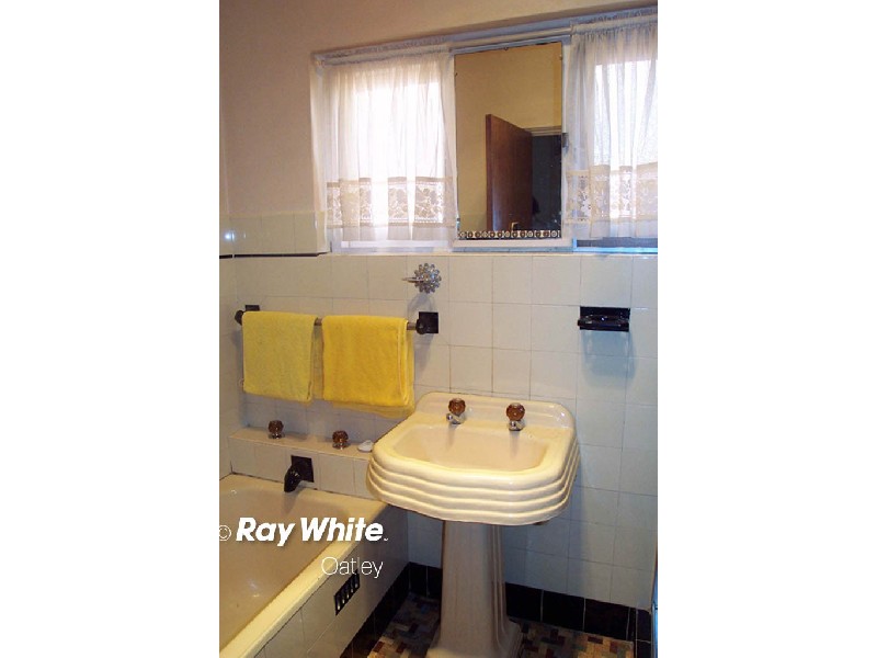 33 Panorama Street, Penshurst NSW 2222