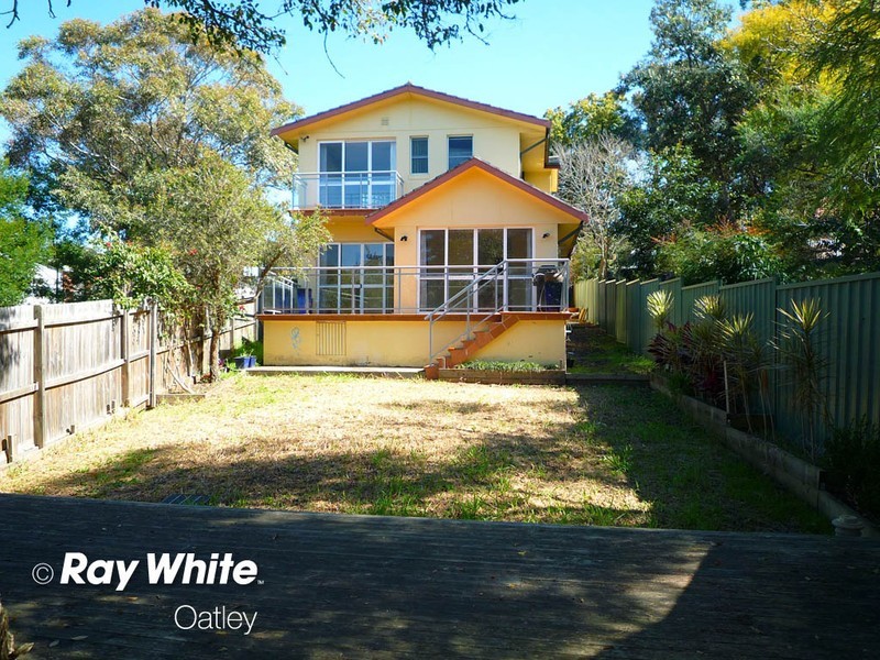 2a East Crescent, Hurstville NSW 2220