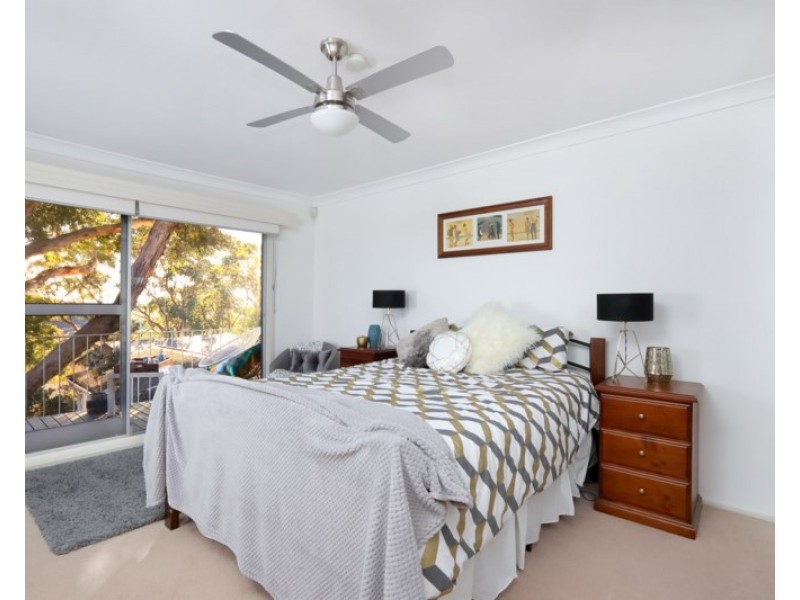 52 Lugarno Parade, Lugarno NSW 2210