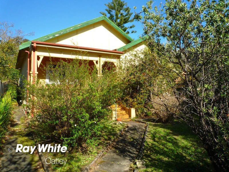 35 Boorara Avenue, Oatley NSW 2223