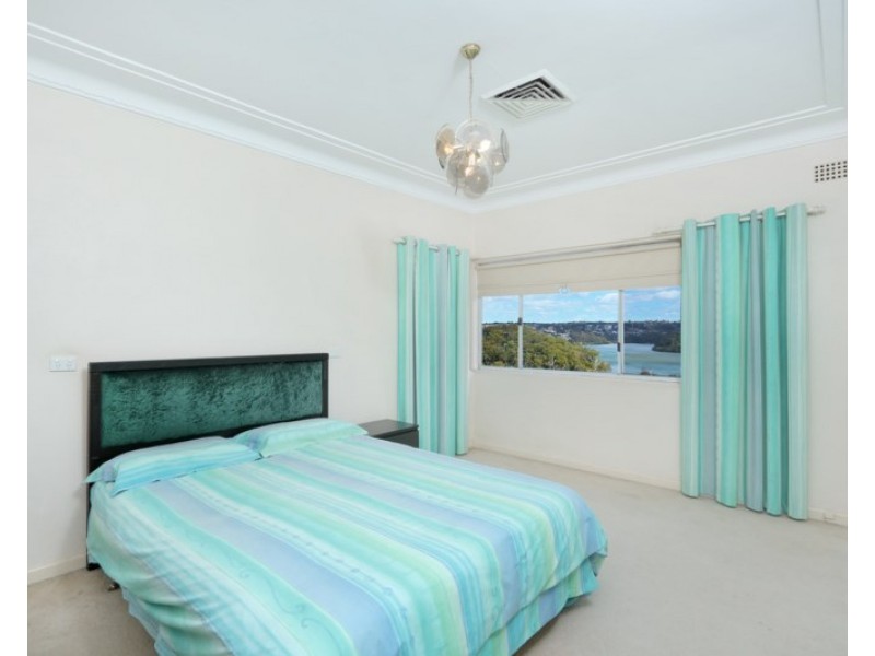 32 Marine Drive, Oatley NSW 2223