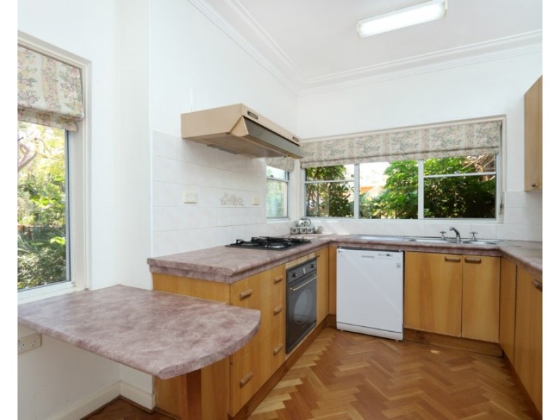 32 Marine Drive, Oatley NSW 2223