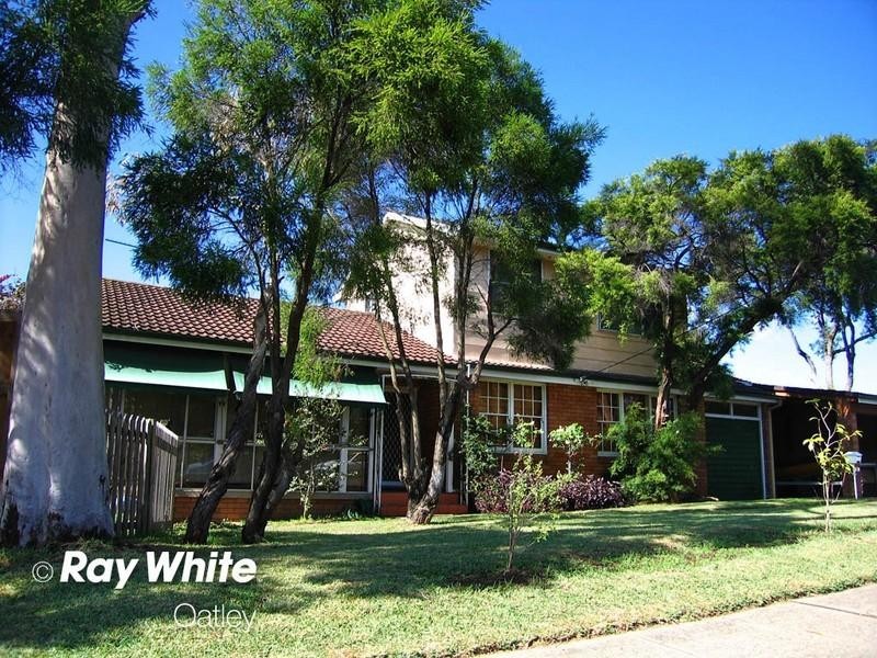 35 Pritchard Place, Peakhurst NSW 2210