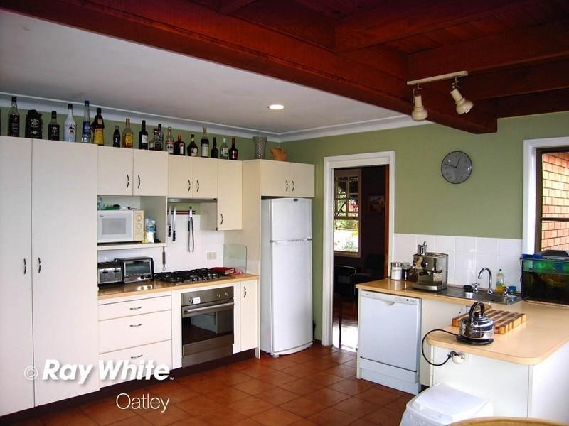 35 Pritchard Place, Peakhurst NSW 2210