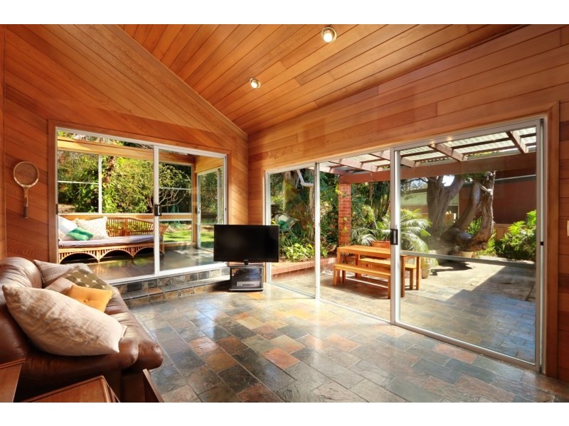 31 Mimosa Street, Oatley NSW 2223