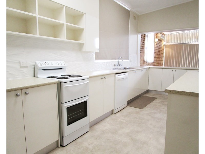 4 Neville Street, Oatley NSW 2223