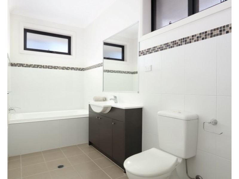 23 Lawrence Street, Peakhurst NSW 2210