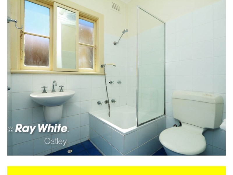 10 Ballantyne Road, Mortdale NSW 2223