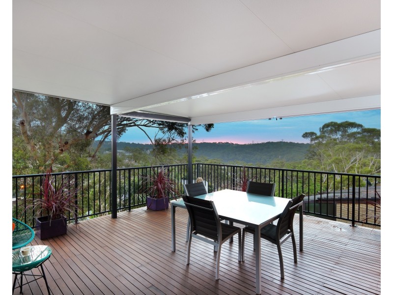 33 Allwood Crescent, Lugarno NSW 2210