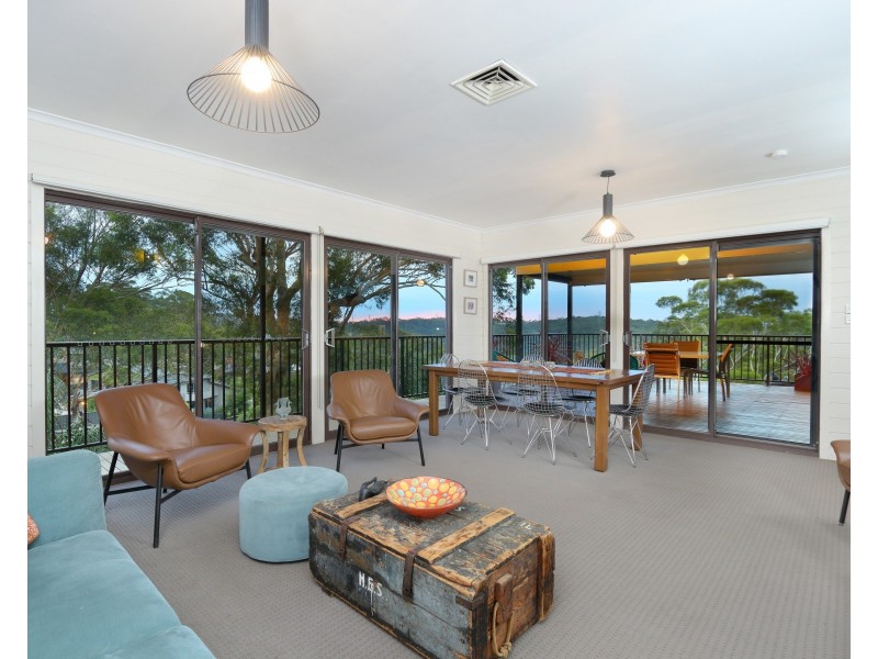 33 Allwood Crescent, Lugarno NSW 2210