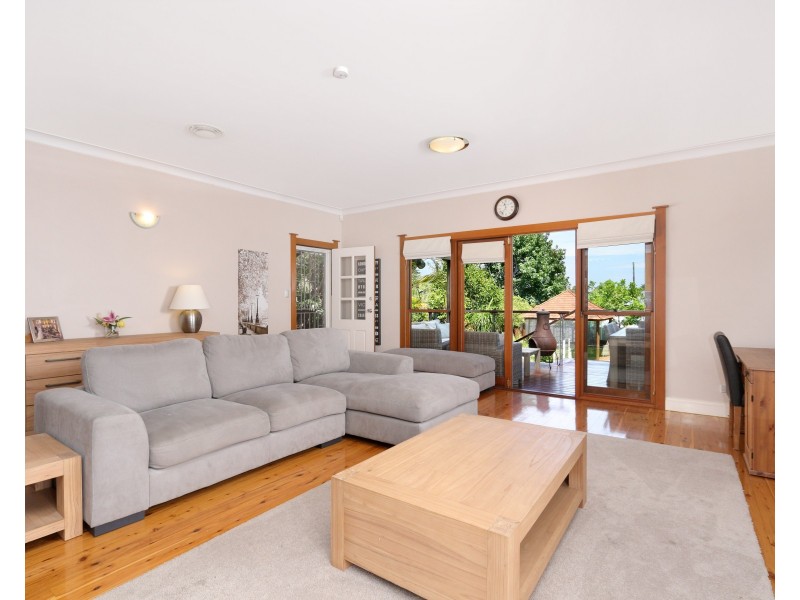 40 Gungah Bay Road, Oatley NSW 2223