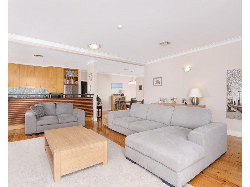 40 Gungah Bay Road, Oatley NSW 2223