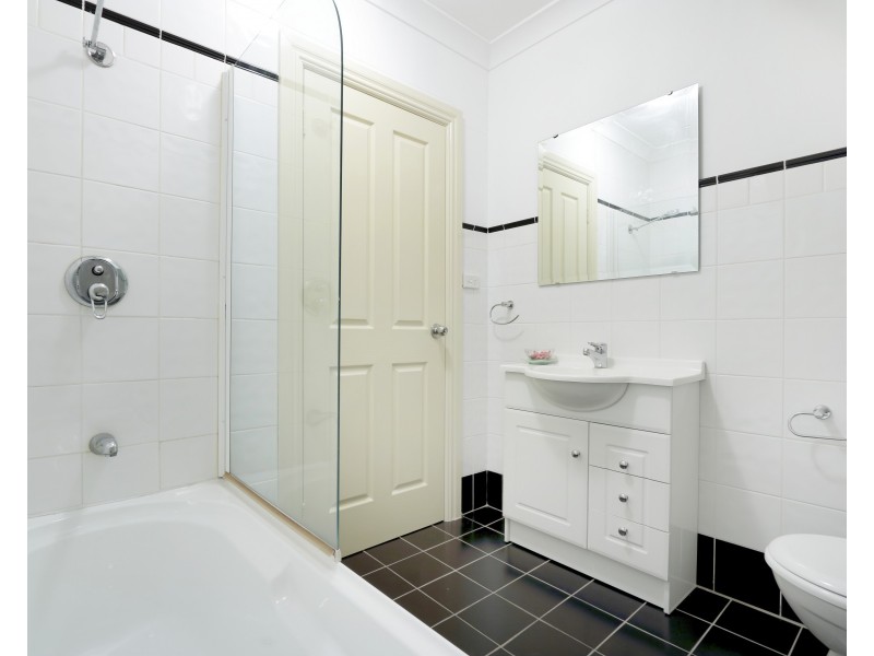 8/17 Newman Street, Mortdale NSW 2223