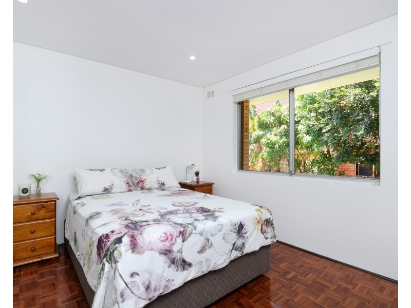 2/82 Pitt Street, Mortdale NSW 2223