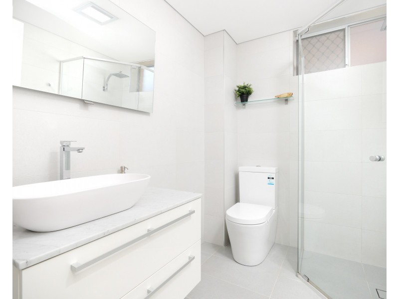 2/82 Pitt Street, Mortdale NSW 2223