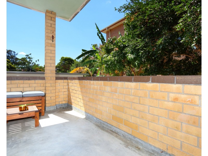 2/82 Pitt Street, Mortdale NSW 2223