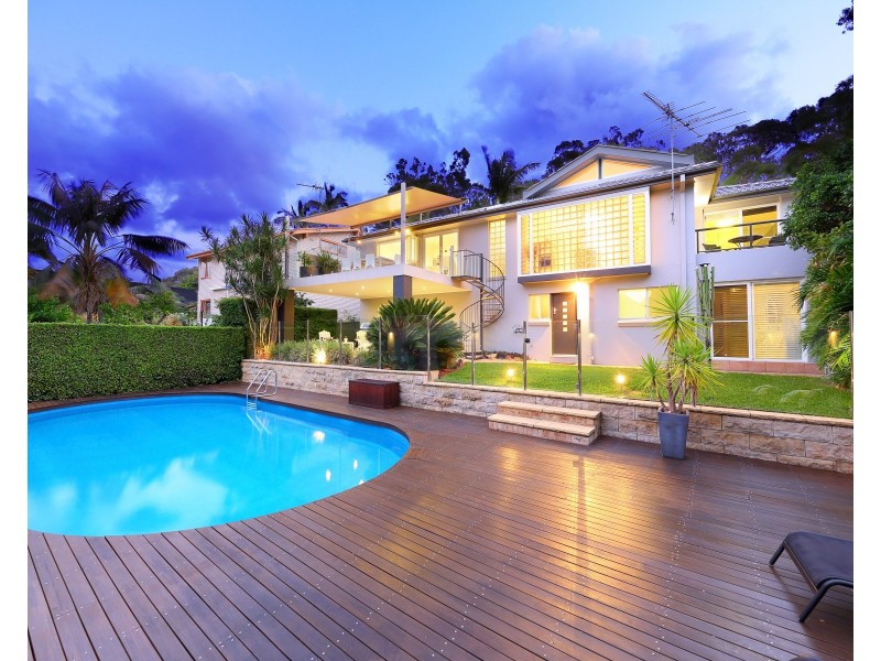 85 Lugarno Parade, Lugarno NSW 2210