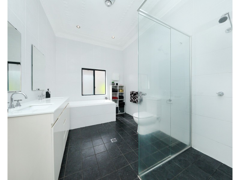 9 Carrington Street, Penshurst NSW 2222