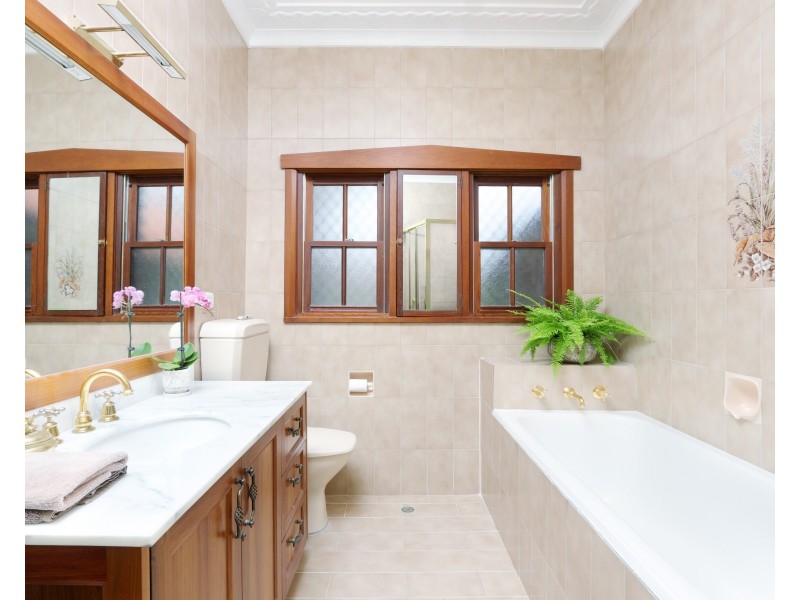 14 Myall Street, Oatley NSW 2223