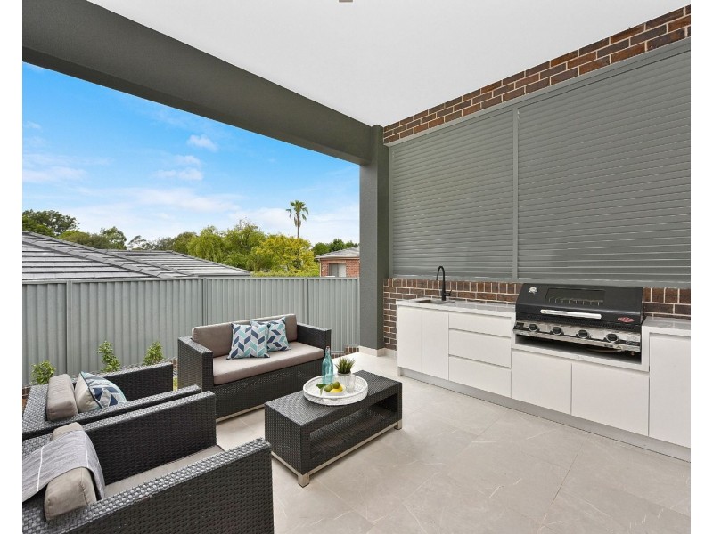 2/45 Waratah Street, Oatley NSW 2223
