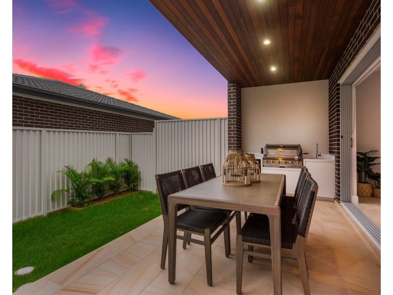 50b Samuel Street, Peakhurst NSW 2210