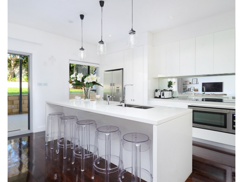 16 Coreen Avenue, Peakhurst NSW 2210