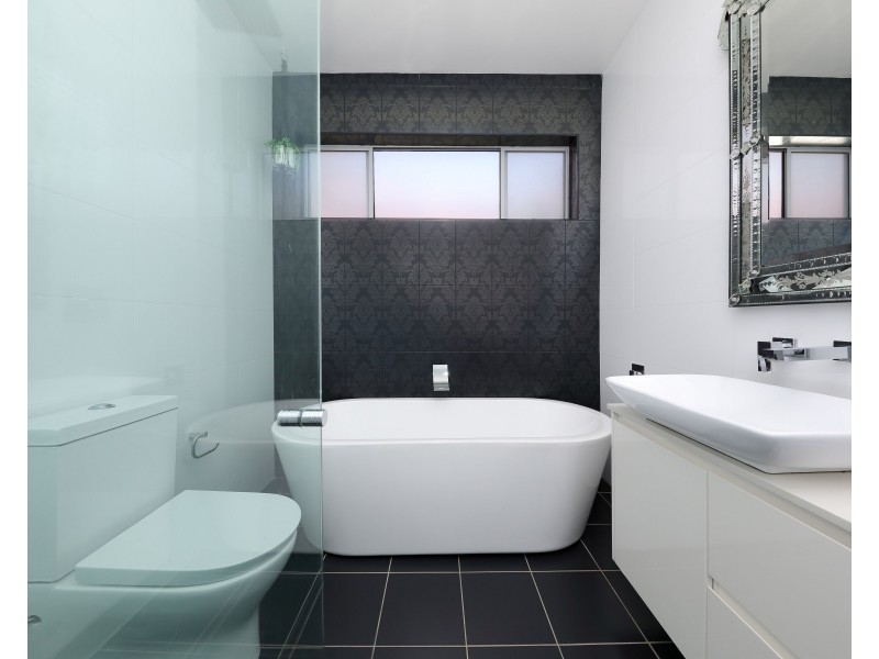 16 Coreen Avenue, Peakhurst NSW 2210