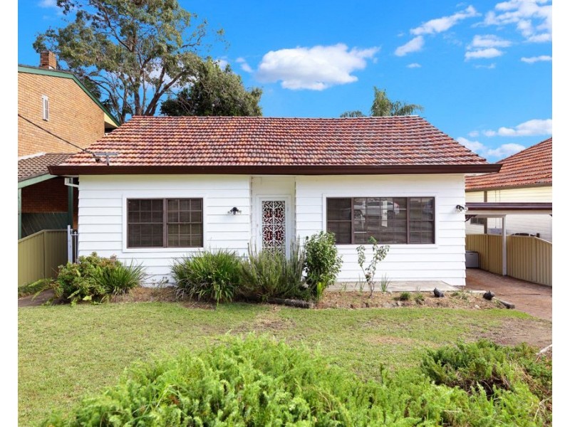 18 Bannerman Street, Mortdale NSW 2223