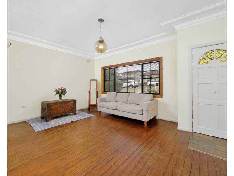 18 Bannerman Street, Mortdale NSW 2223