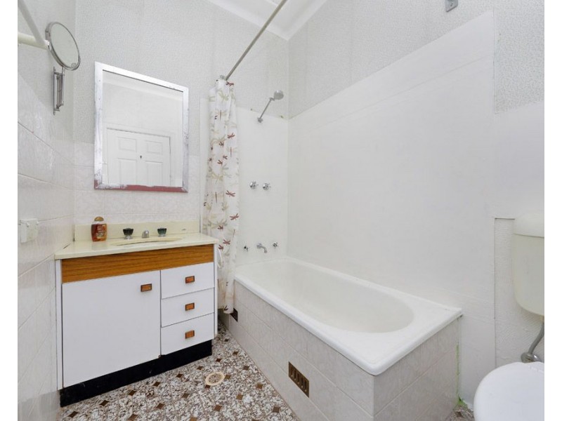 18 Bannerman Street, Mortdale NSW 2223