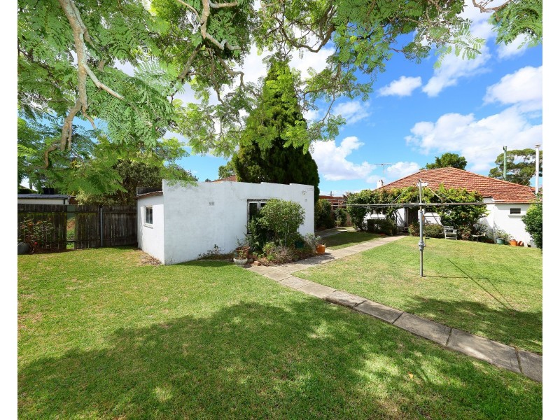 20 Douglas Haig Street, Oatley NSW 2223