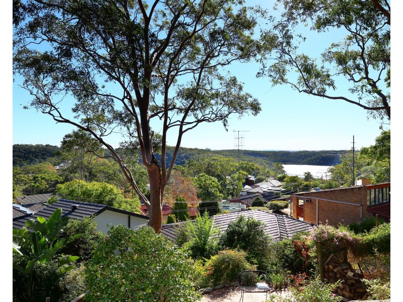 15 Maple Street, Lugarno NSW 2210