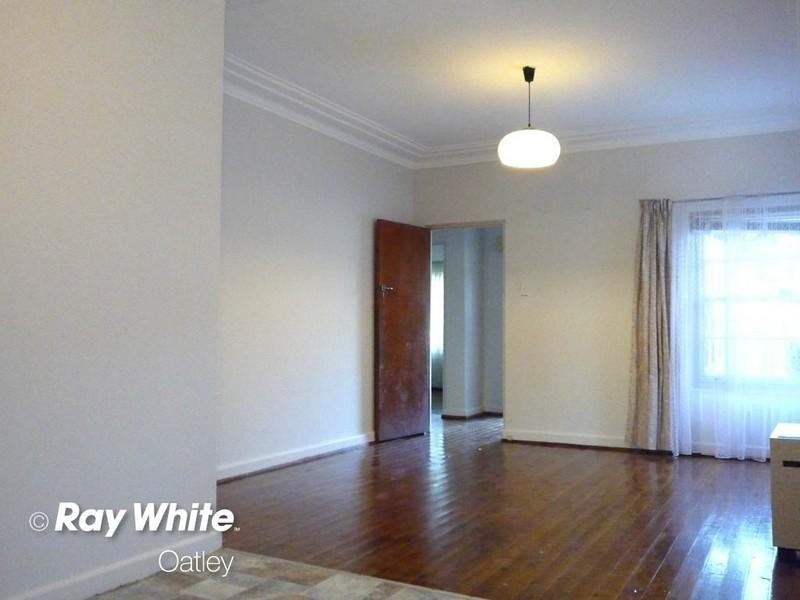 121 Hurstville Road, Oatley NSW 2223