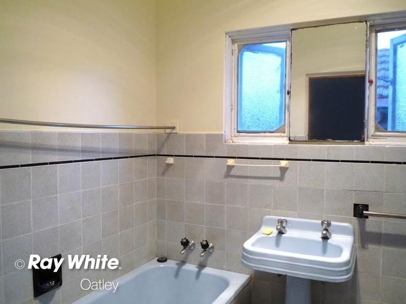 121 Hurstville Road, Oatley NSW 2223