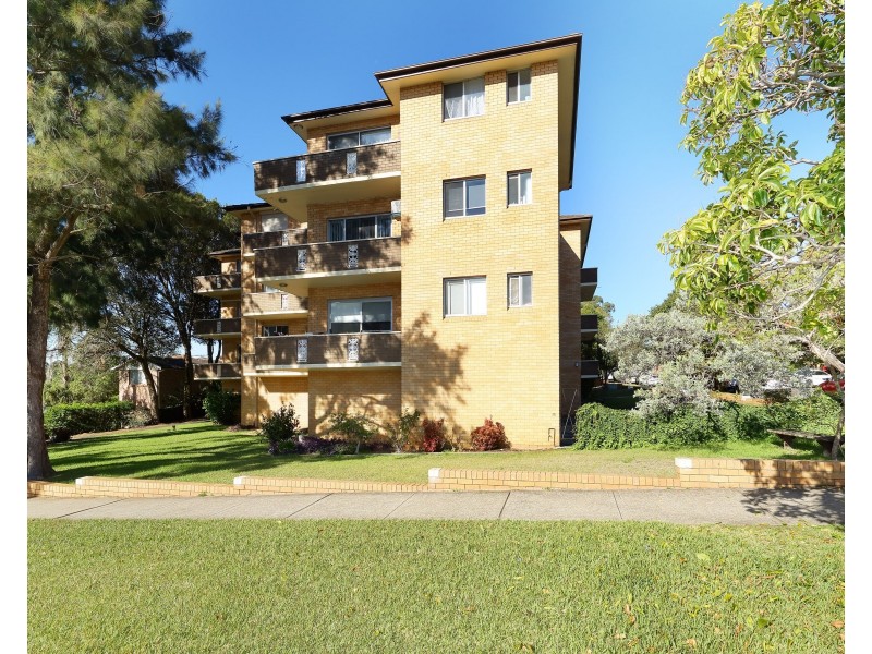 2/58-64 Ocean Street, Penshurst NSW 2222
