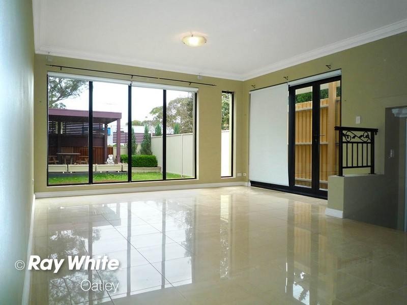 23 Whitfield Parade, Hurstville Grove NSW 2220