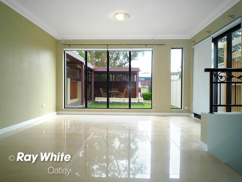 23 Whitfield Parade, Hurstville Grove NSW 2220