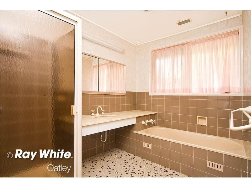 127 Rosa, Oatley NSW 2223